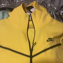 Nike Tech Yellow Rare 3xl Tall New