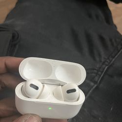 AirPods Pro