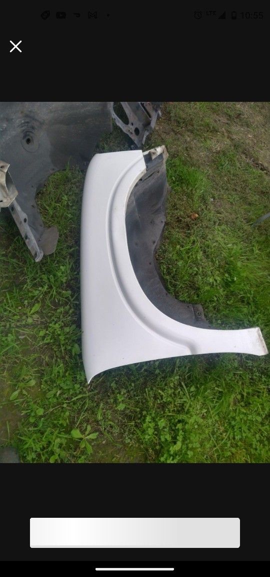 1997 Chevy S10 Passenger Fenders