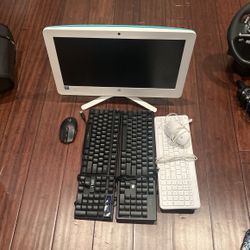 All In 1 Desktop With 3 Keyboards And Wired Mouse (35$ For Wireless Mouse )