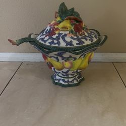 Beautiful Punch/Serving Bowl