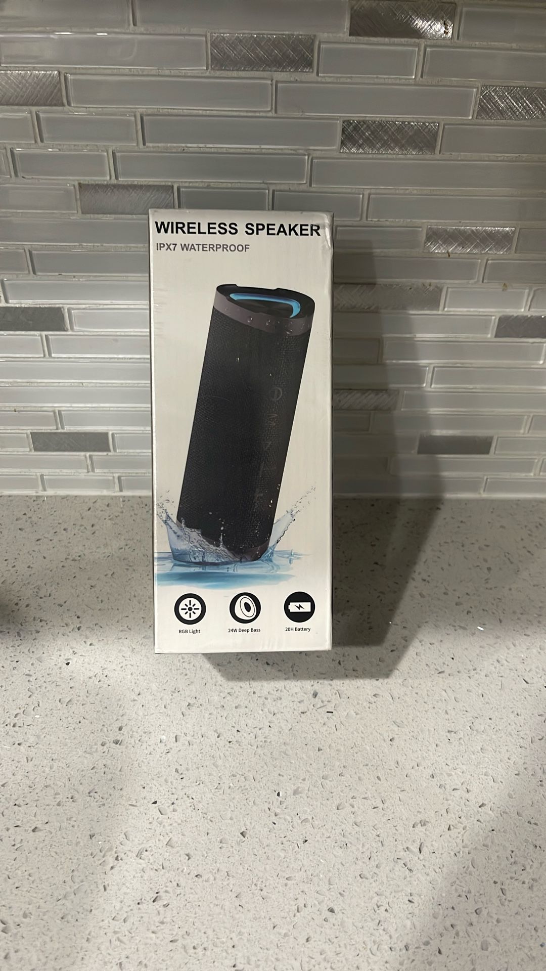 Bluetooth Speakers IPX7 WATERPROOF Modelo V40