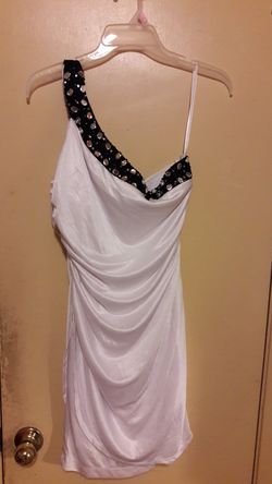Ladies White with Black Med. DRESS.