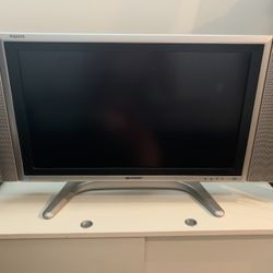 Sharp Aquos Liquid Crystal TV Model LC-26GA5U