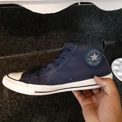 Converse mens 10 Good Condition 