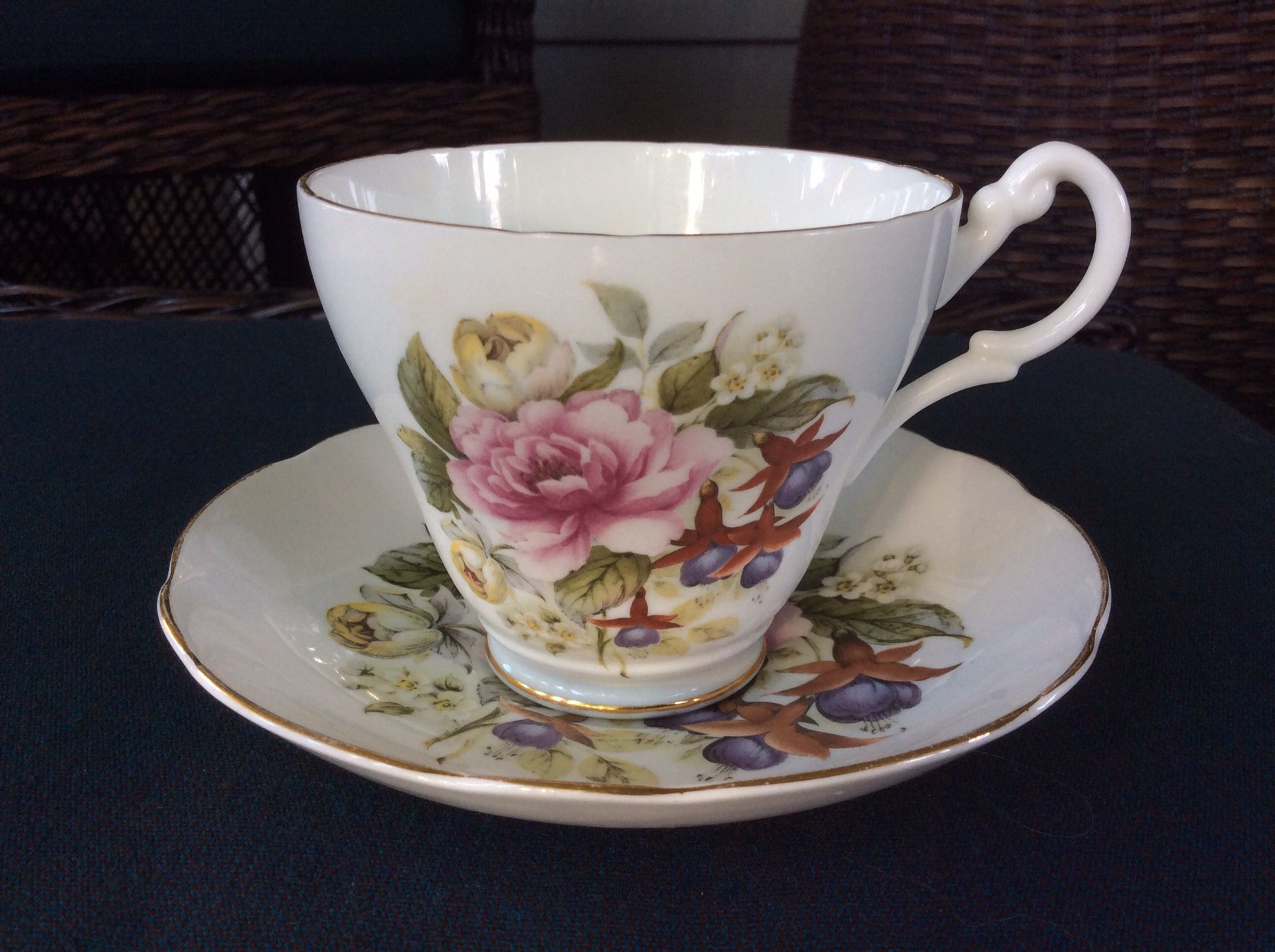 RARE English Fine Bone China Tea Cup & Saucer Royal Castle Pink Rose Vintage Antique