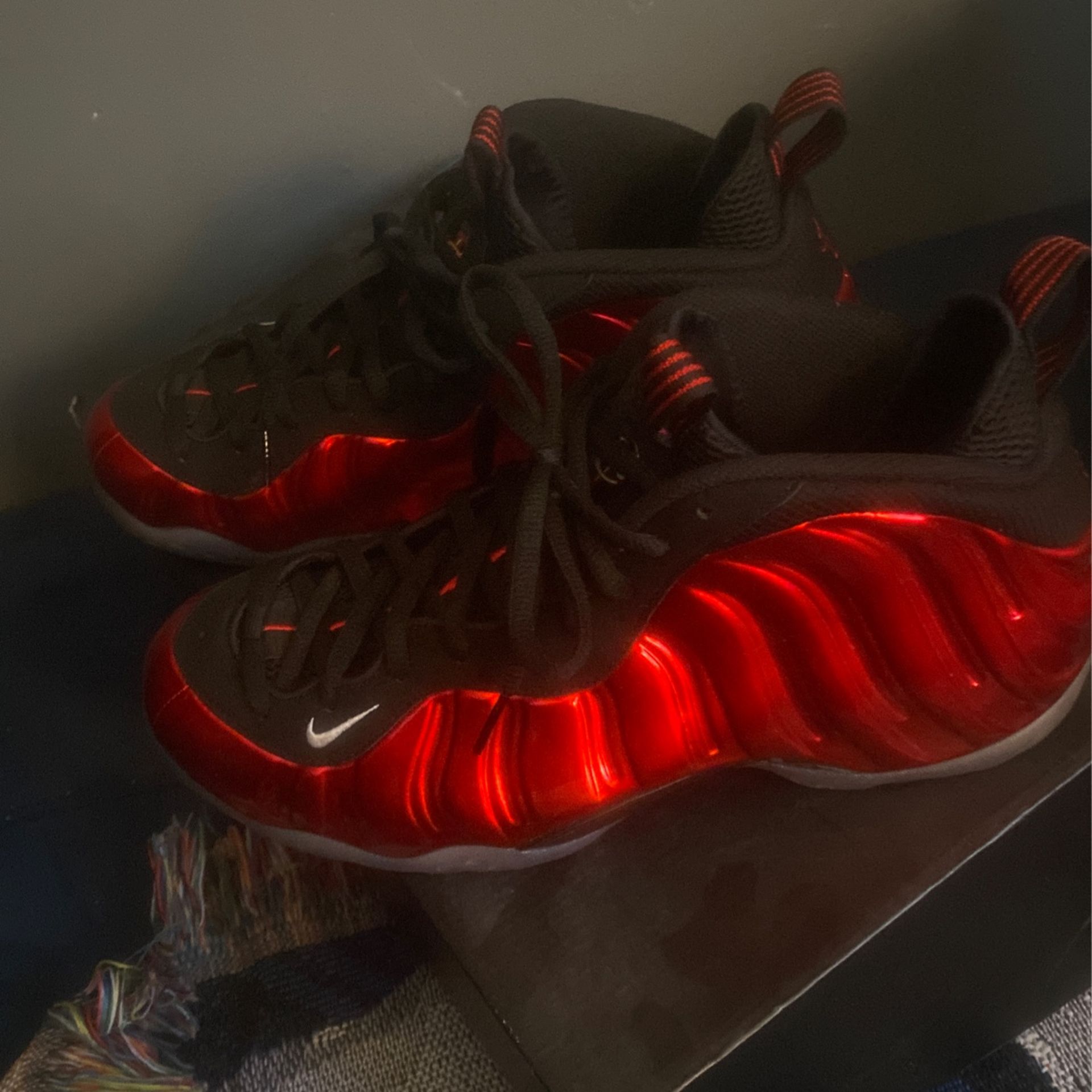 Nike Foamposites University Red Size 10.5