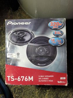 Pioneer 6 1/2 320 W. Max.