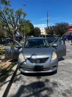 FOR SALE-NISSAN VERSA 08