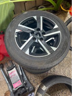 Tires with rims need gone