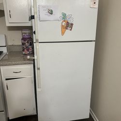 FRIDGE REFRIGERATOR