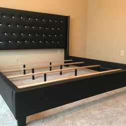 ❤️ BED AND MATTRESS BLOWOUT!! YOU CHOOSE THE BED!! KING SIZE $395..QUEEN SIZE $345!!  All beds come in black , gray or white colors!!  KING SIZE BED F