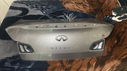 infinity G35/G37  Sedan Trunk 