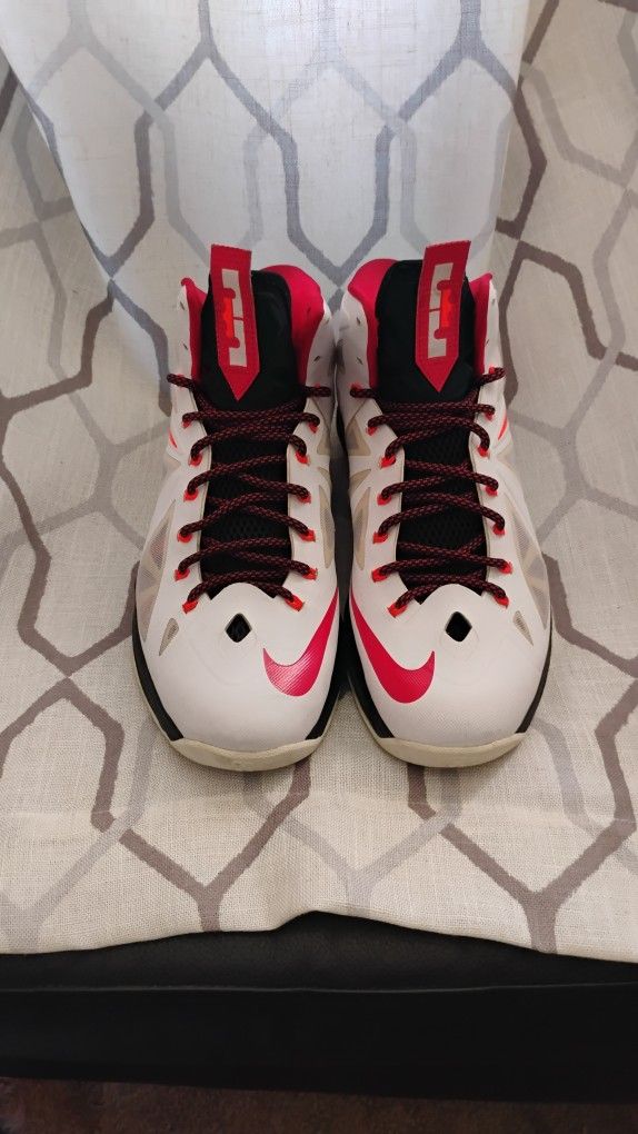 Nike LeBron 10
