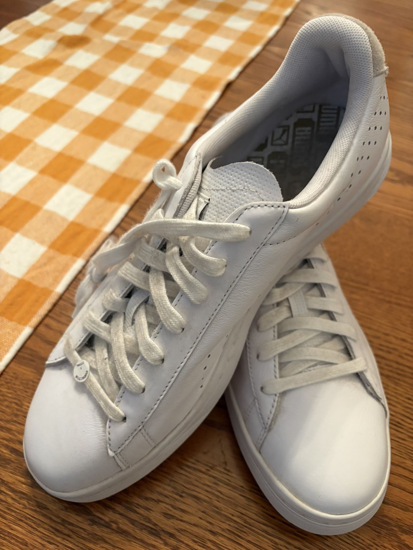 Never Worn- Men’s Puma White Shoes