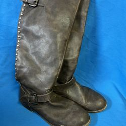 Zipper Up Knee High Boots Size 9