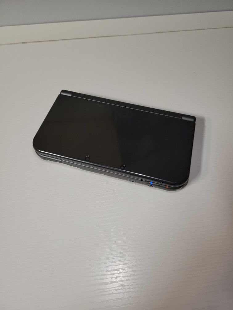 Modded New 3DS XL w/ 64 GB