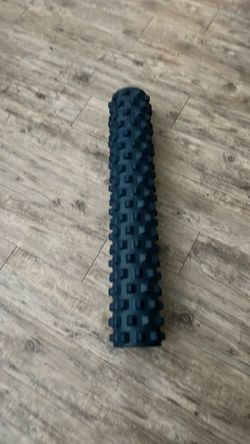 Rumble roller