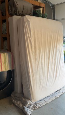 Mattress, box and bottom frame