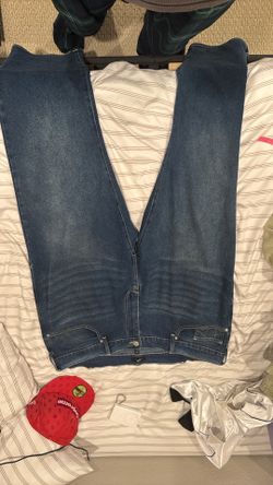 TRUE RELIGION BOBBYS