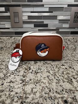 Malbon Golf Brown Amd White Toiletry Bag