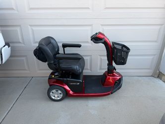 Pride Victory 10 3-Wheel Full-Size Scooter