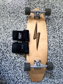 Sanford Shapes Skate Board w/wrist protectors