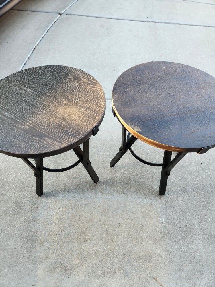 Coffee Table With 2 End Tables $150