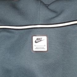 Nike Womans 2xl