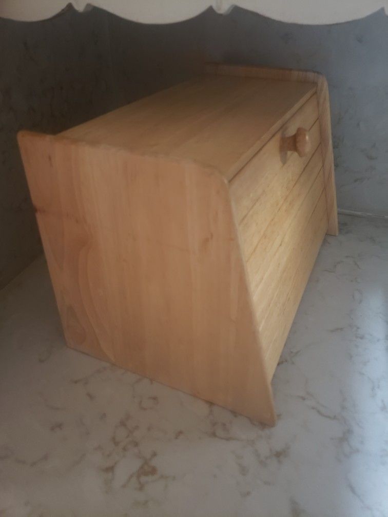 Bread Box For Kitchen for Sale in Los Angeles, CA - OfferUp