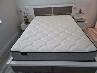 Queen mattress