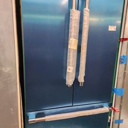 New Thermador Built In Refrigerator 36-inch 