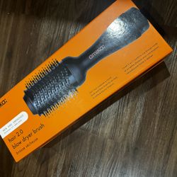 Amika Hair Blow Dryer Brush 2.0