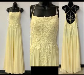 New With Tags Size 6 Formal Gown $175