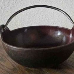 Cast Iron 3 Legged Bean Pot Kettle 7 1/2” Diameter by 3" - Vintage #16