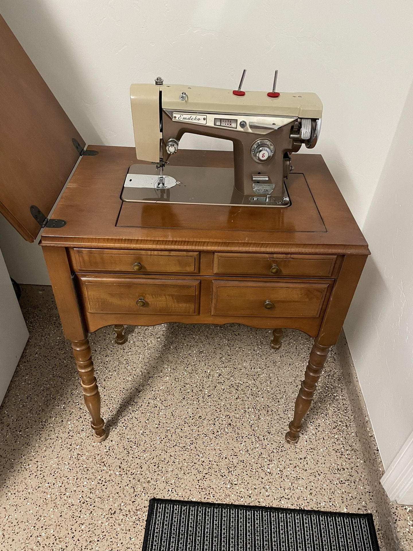 Antique Emdecko Sewing Machine In Cabinet