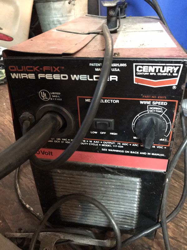 Century quick fix wire feed welder 90 Amp for Sale in Los Angeles, CA