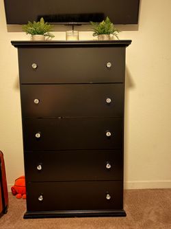 Black Dresser