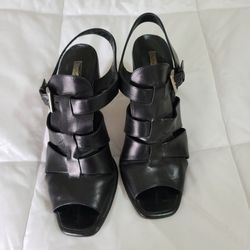 Woman's Italian Sandals Size 9