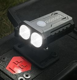 Rideback Skateboard Lights, 600 Lumens USB Rechargeable LED for Electric Longboard, Scooter, Helmet & Bike, Metal Quick-Release Mount, IPX7 Waterproof