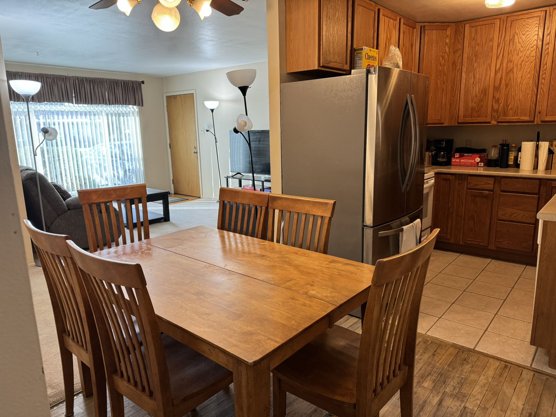 Dinning Table