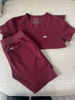 FIGS Technical Collection Scrub Set Size Small