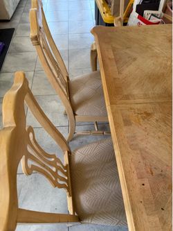 Dinning table