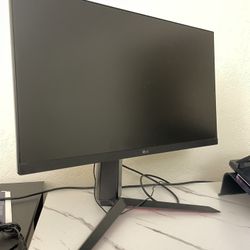 LG 24 inch Gaming Monitor Premium