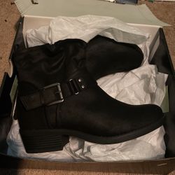 Torried Booties Size 9