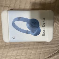 New And Sealed Beats Solo 4 Original 