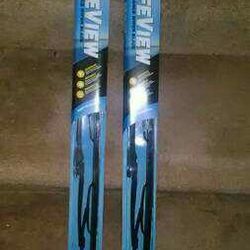 Conventional Wiper Blades! New in pack! 22 inch set 