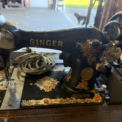 Antique Singer Sewing Machine 