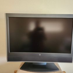 Westinghouse LTV-32w6 HD  Flat Screen T.V.