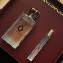 Q Dolce & Gabbana